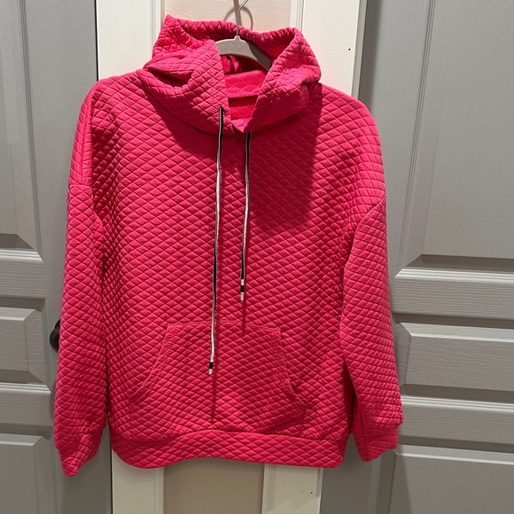 SHEIN Tops - Quilted Bright Pink Hoodie Sweatshirt